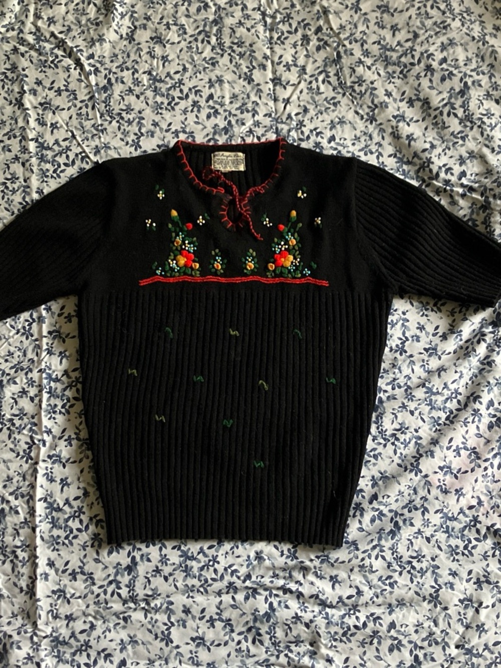 Vintage Black Crewneck Sweater with Red Trim and Multicolor Floral Embroidery